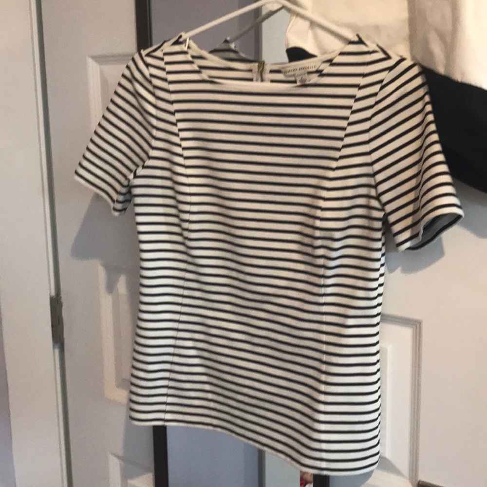 Banana republic stretch stripe shirt.